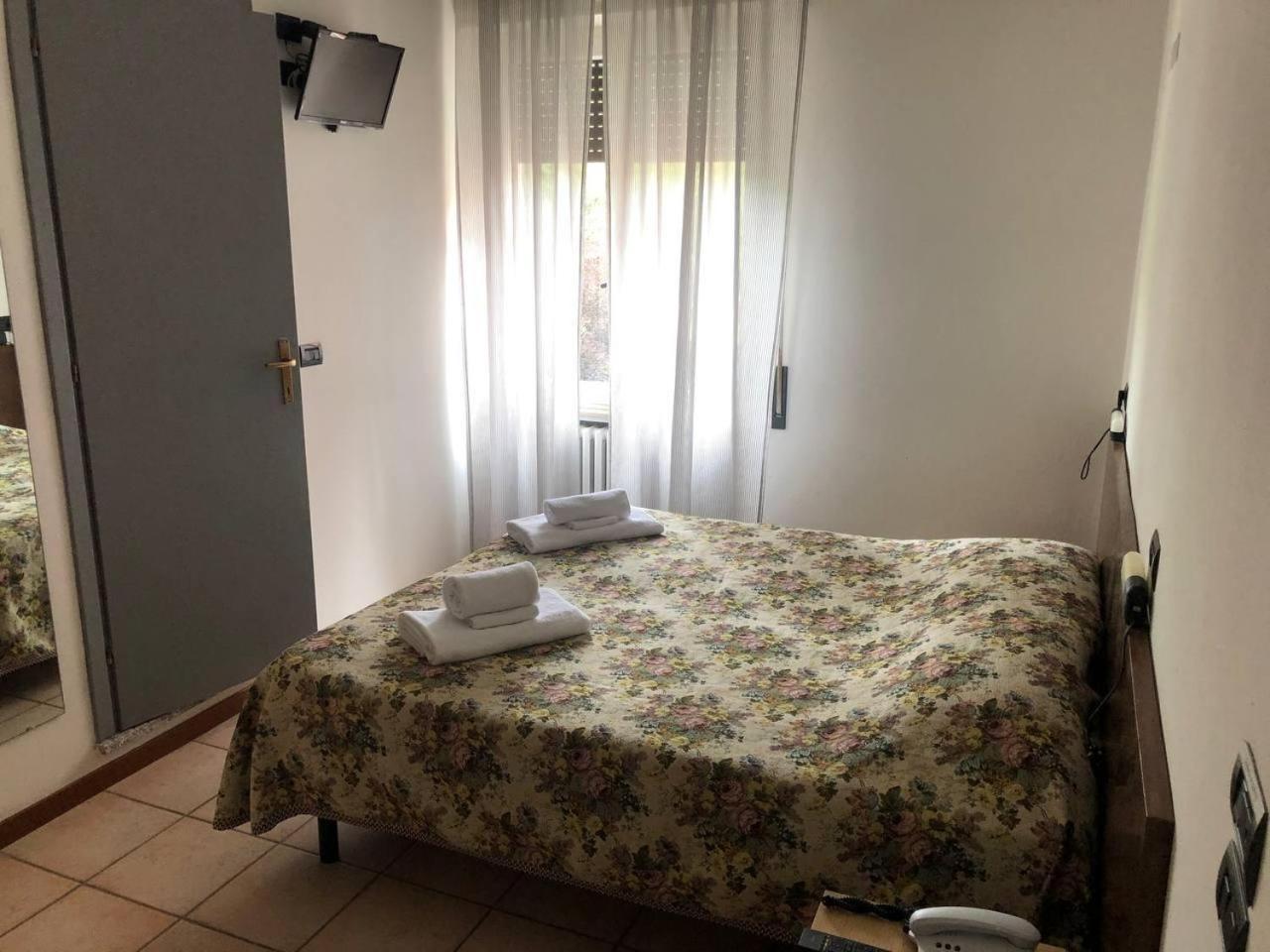 Be Me Hotel Helvetia Tabiano Terme Экстерьер фото