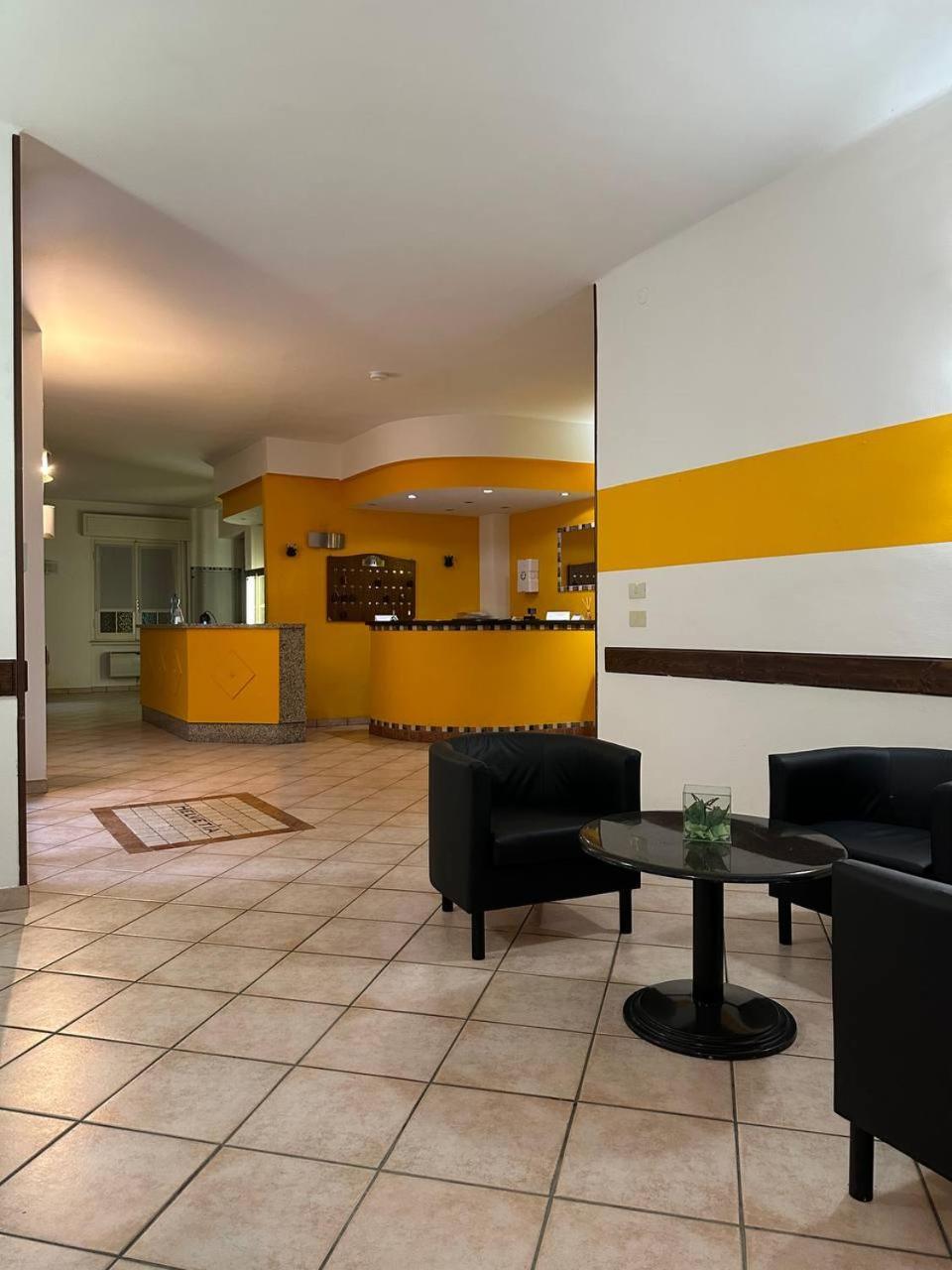 Be Me Hotel Helvetia Tabiano Terme Экстерьер фото